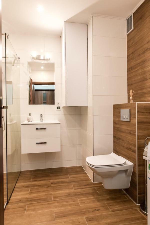 Апартаменты Apartament Na Wyspie Piasek Клодзко Экстерьер фото