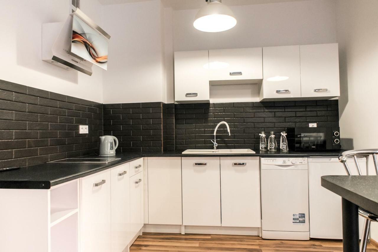 Апартаменты Apartament Na Wyspie Piasek Клодзко Экстерьер фото